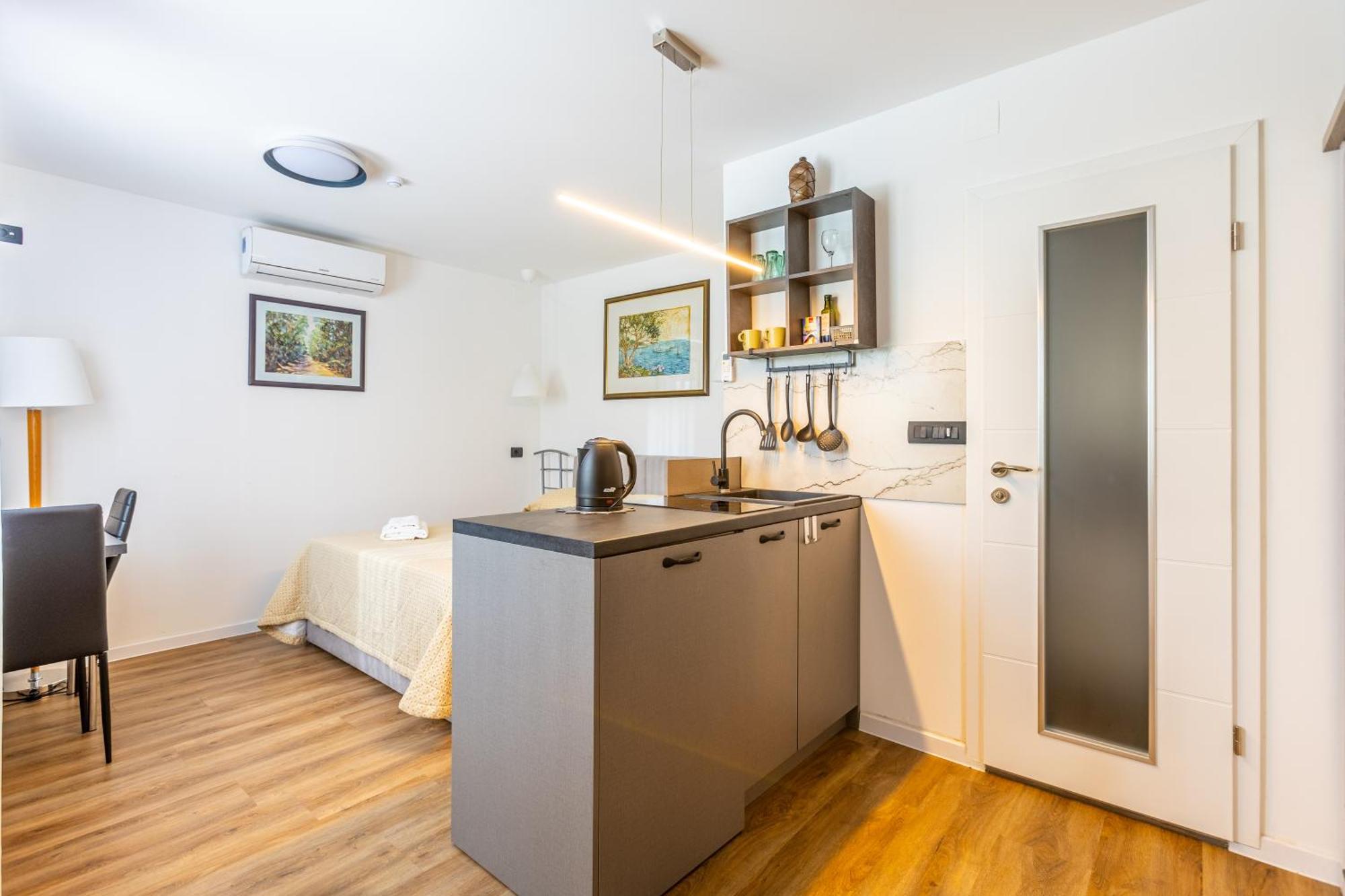 Inn The Center Zagreb Studio Apartment Luaran gambar