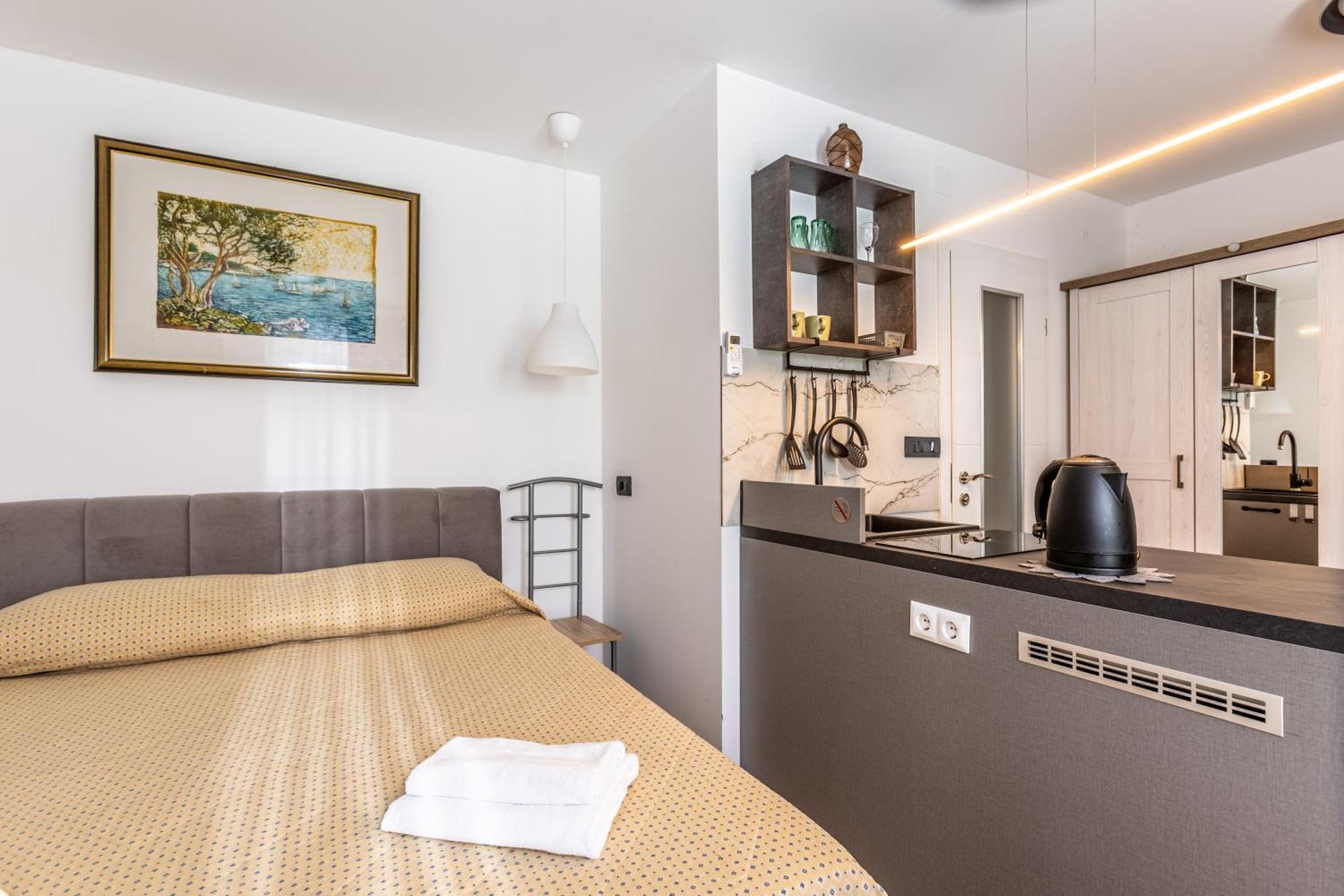 Inn The Center Zagreb Studio Apartment Luaran gambar