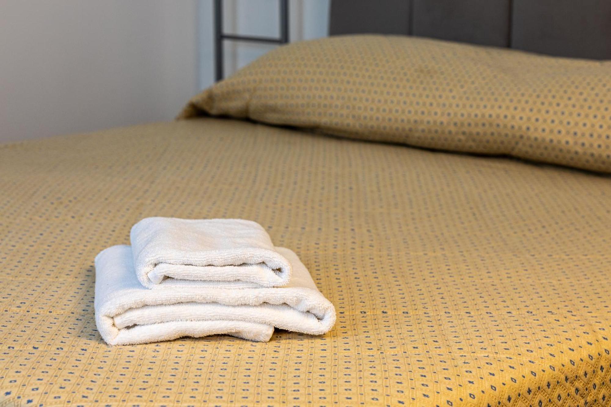 Inn The Center Zagreb Studio Apartment Luaran gambar